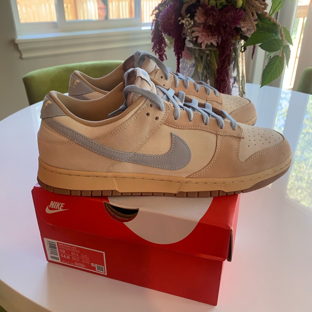 Men’s Nike Low Dunks/Coconut Milk/Armory Blue size 13